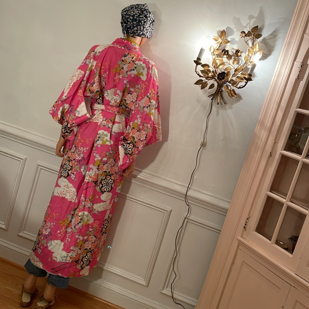 Vintage Japanese KIMONO by BEST QUALITY. Size small- medium . Lined